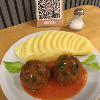 Pulpetas con pure de papas